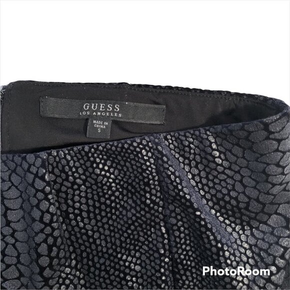 NWOT Guess Pencil Skirt Navy Blue with Shinny Snake Skin Print with Black lining - Picture 8 of 10